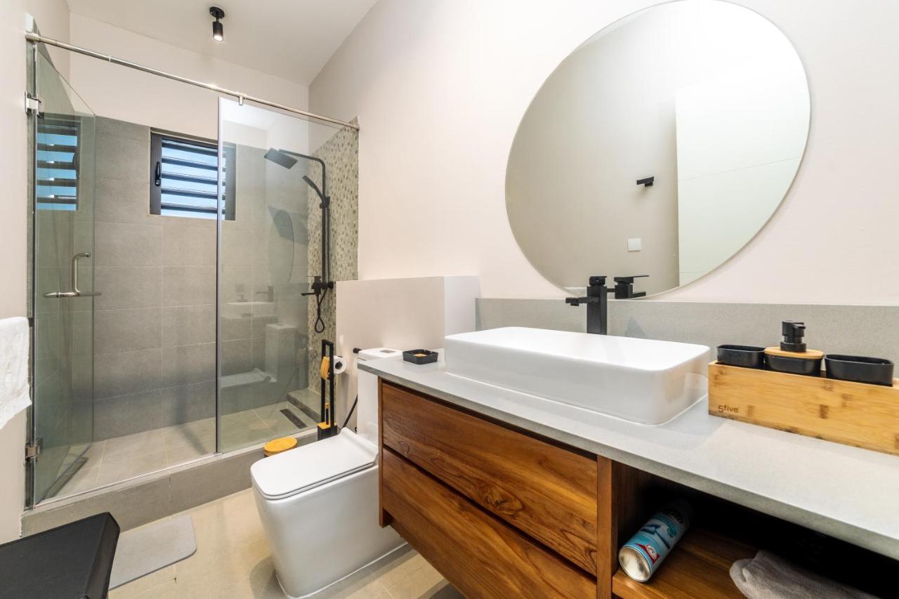 One Bay Residence - Apartment 12 - Apartment In Pereybere Pereybere Beach Esterno foto