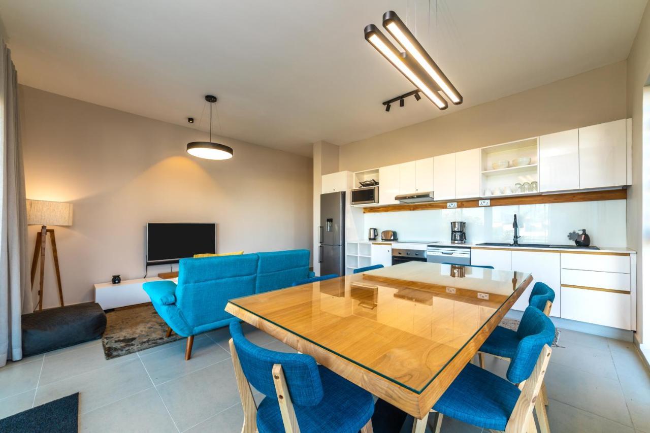 One Bay Residence - Apartment 12 - Apartment In Pereybere Pereybere Beach Esterno foto