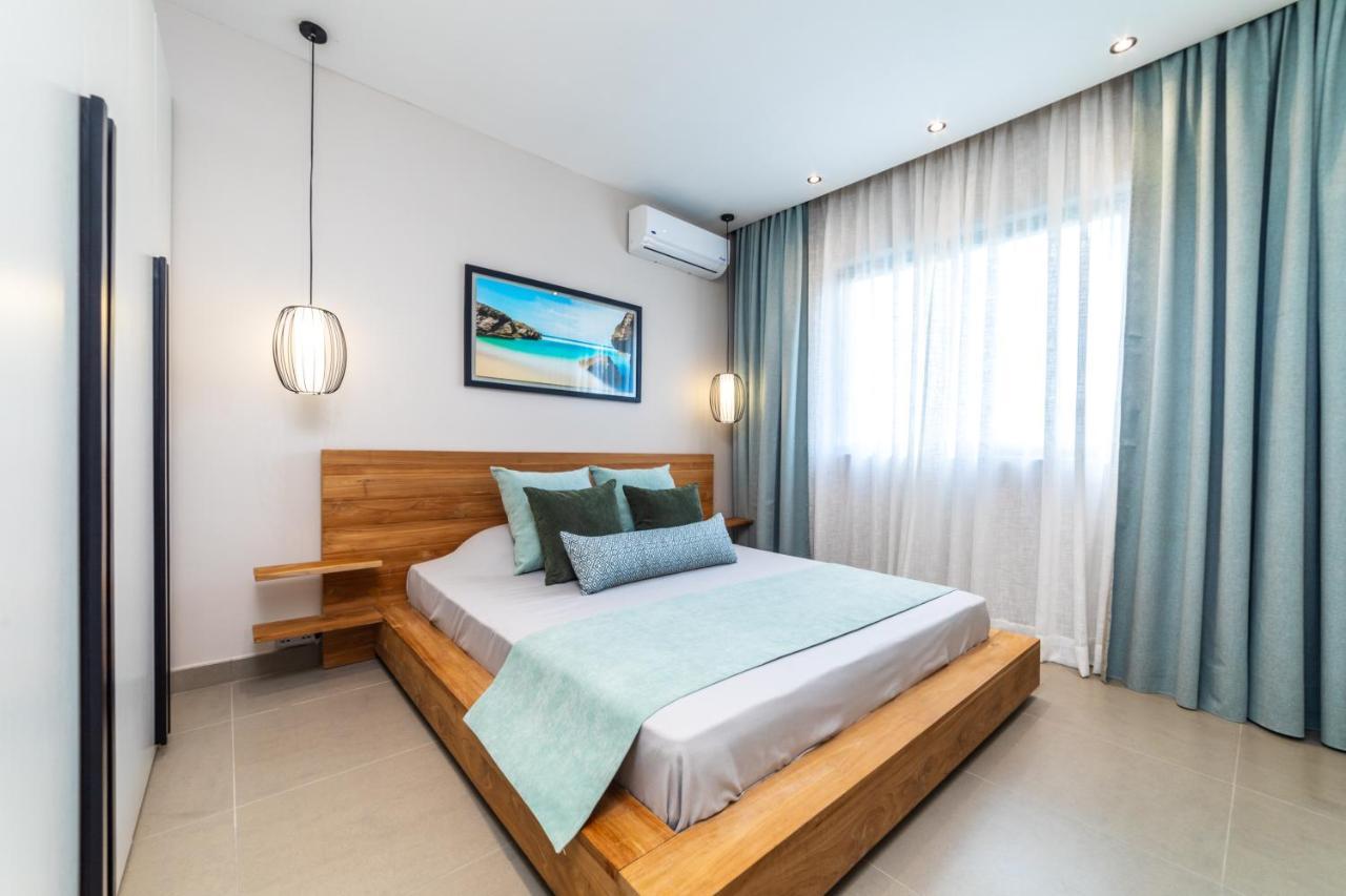 One Bay Residence - Apartment 12 - Apartment In Pereybere Pereybere Beach Esterno foto