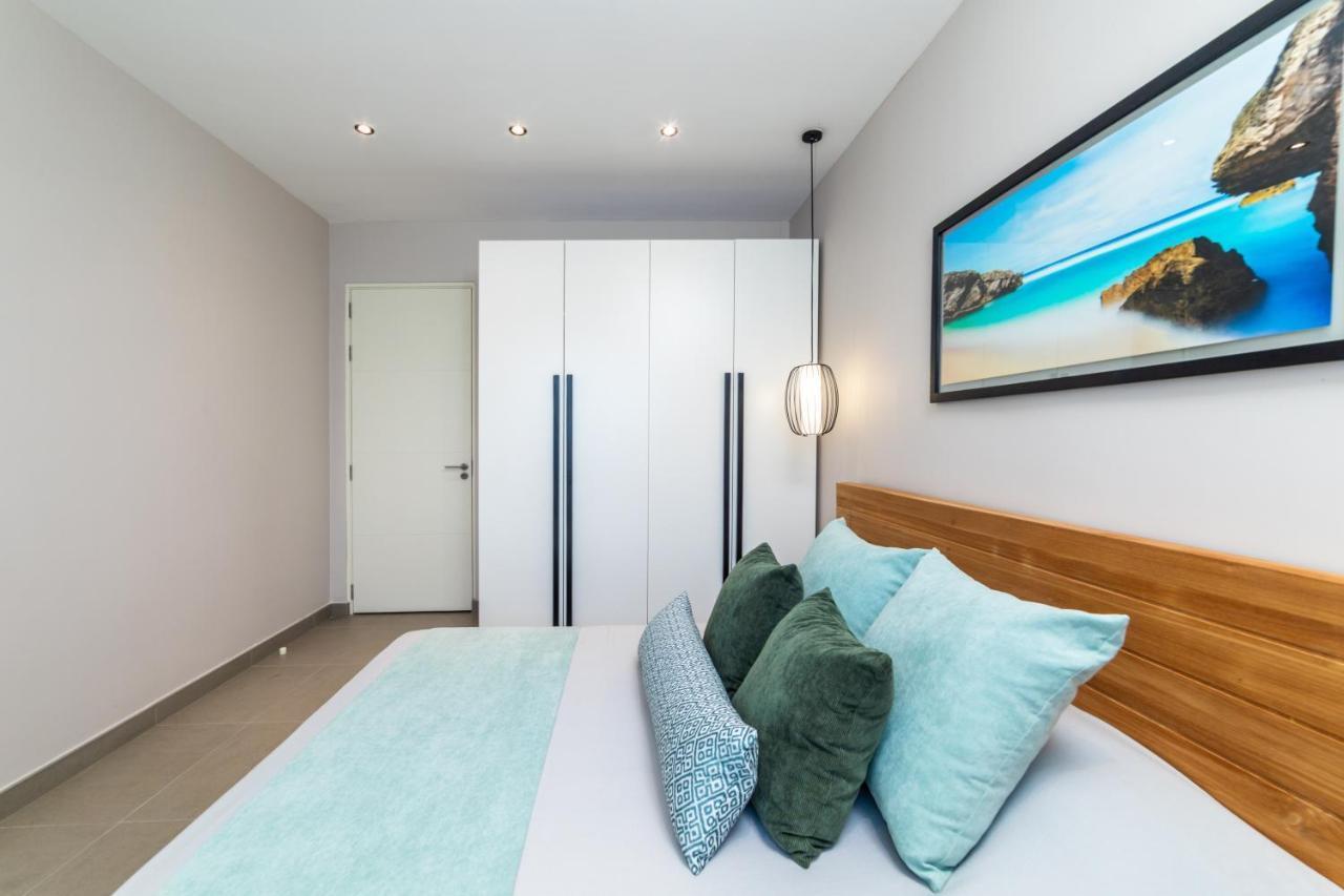 One Bay Residence - Apartment 12 - Apartment In Pereybere Pereybere Beach Esterno foto